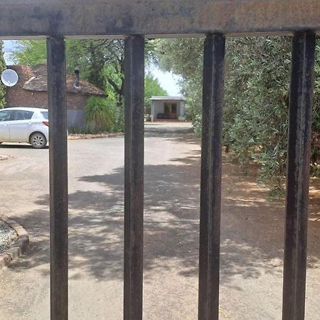 African Dawn B&B Calvinia Εξωτερικό φωτογραφία